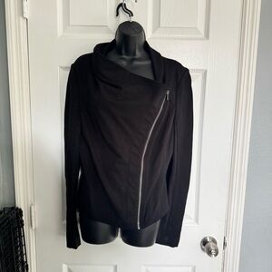 Vince Camuto Black Asymmetric Zip Jacket - size L